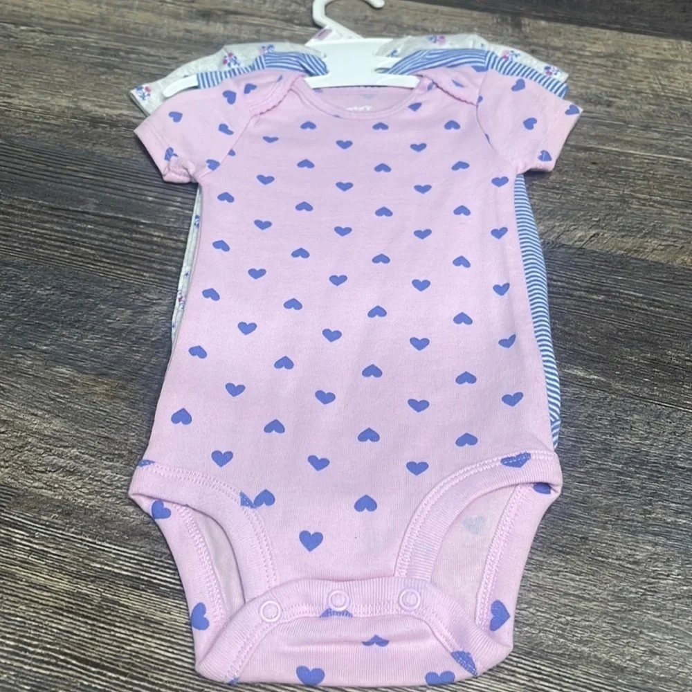 3 pc carter’s baby bodysuit